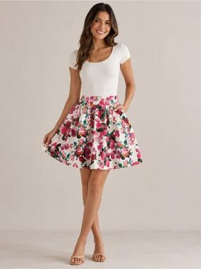 NWOT Floral Circle Skater Skirt Women’s Large Pink White Textured